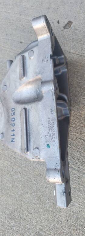 A2782234504 Mercedes-benz 2016 S550 Engine Mount A2782234504 Mercedes-benz 2016 S550 Engine Mount
