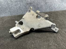 A2782236104 Mercedes-benz W218 W212 W221 Cls550 Cls63 4matic Left Side Engine Mount Bracket Oem