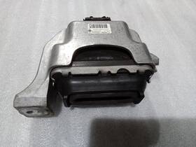 22116778645 Mini 1054703 2007-2016 Cooper Clubman Base Model Front Engine Motor Mount