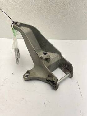972.co1c05 Mini Cooper S Engine Motor Mount Left Driver 2002-2008 Oem With Bolts