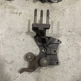 1091a133 Mitsubishi 2003-2006 Evo 8 And 9 Engine Mount Timing Bracket