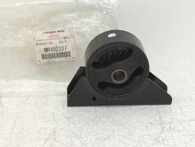 Mr102337 Mitsubishi New Oem Engine Mount 1992-1997 Chariot Space Runner Wagon