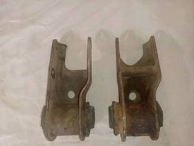 3642814 Mopar 1973-1976 Big Block Spool Motor Mounts 383 400 440 J B F M A Body Charger