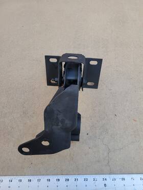 4446083 Mopar Chrysler Tc Maserati 2.2 2.5 1989-1991 Front Engine Motor Mount Oe