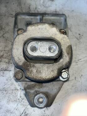 4578063ae Mopar 2007 Chrysler 300 Transmission Mount
