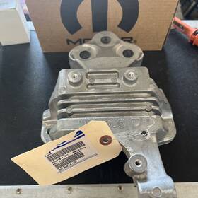 68270565-ab Mopar New Genuine Isolator Transmission Mount 2014-2022 Oe 68270565ab