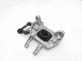 11220-5ra0a Nissan 2020-2023 Versa Driver Engine Mount Bracket - 1.6l At