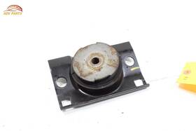 11220ez30a Nissan Titan Engine Right Side Mount Bracket Insulator Oem 2016 - 2024