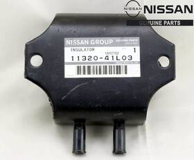 11320-41l03 Nissan 1132041l03 Rear Engine Mount Oem Genuine Insulator Bracket