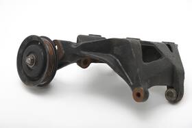 11910-40f00 Nissan 240sx 89-91 Compressor Mounting Bracket With Tensioner Oem 198