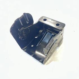 300-77040 Nissan Altima 3.5l Right Engine Motor Mount Bracket 05-06 Oem 180075