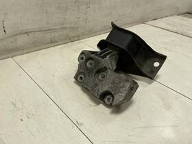 343.da1e10 Nissan Rogue 2.5l Awd 2010 Front Right Engine Mount Factory