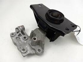 343.da1e13 Nissan 2013 Rogue Engine Transmission Mount Bracket