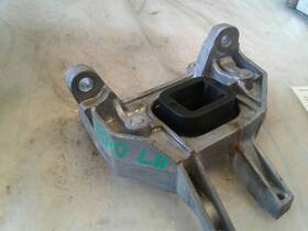 343.da1h16 Nissan Versa 2016 Engine Mounts 2384003