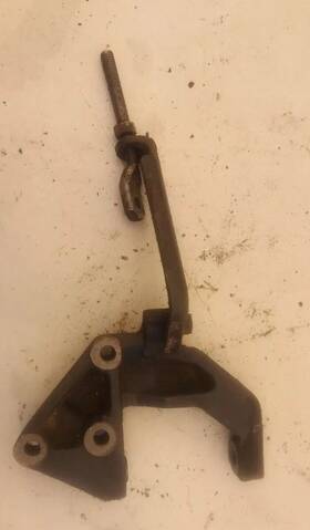 343.da1z86 Nissan 300zx Z31 Steering Pump Bracket Tensioner