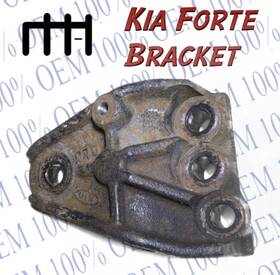 218151m100 Oem 2010-2013 Kia Forte Koup Motor Engine Transmission Mount Bracket