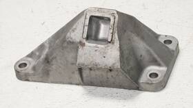 22116775903 Original Factory Genuine Left Driver Engine Motor Mount Support Bracket Oem Bmw F06 F07 F10 F11 F12 F13