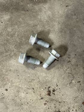 05273996ae Original Part Oem 11-20 Dodge Grand Caravan 3.6l 3.6 Transmission Mount Bolts