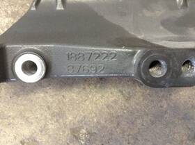 1887222 Paccar Mx13 Engine Bracket - Used P/n
