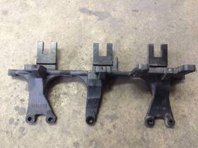 1921726 Paccar Mx13 Engine Bracket - Used P/n