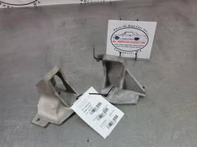 343.gm2n04 Pontiac 2004 Gto Ls1 Engine Mounts / Motor Stand Pair Lh/rh - Oem