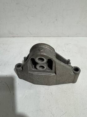 7p5399649a Porsche 2015-2018 Cayenne 3.6 Awd Transmission Mount Bracket Oem