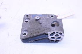 9481152012r-18236 Porsche 2004-2010 Cayenne Turbo Right Engine Metal Bracket