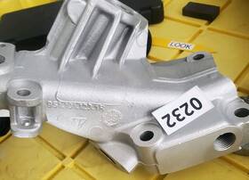 951.101.123.1r Porsche 88 944 Turbo S 951 Engine Carrier Mounting Bracket Support 9511011231r