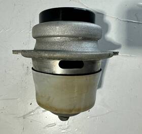 97037505700 Porsche 2010-2016 Panamera Front Engine Mount