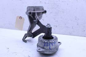 98637515300-22149 Porsche 1997-2006 Boxster 986 987 Transmission Mount Bracket Left Driver