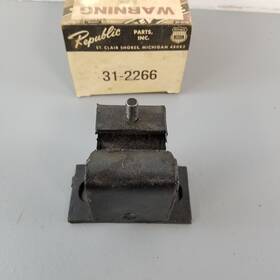 31-2266 Republic Manual Transmission Mount 1967-76 Coronet Dart Monaco Polara Duster