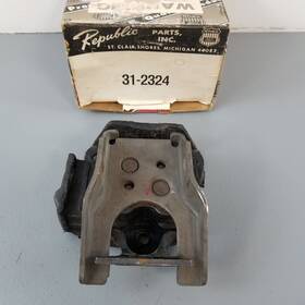 3968700 Republic 31-2324 1 New Nos 1970-1971 Chevrolet Impala Caprice Belair Engine Mount Gm