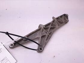 343.rv1d10 Rover Transmission Engine Mount For Land Lr2 2010