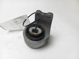 343.rv1l06 Rover 2006 Land Lr3 Engine Mount
