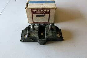 270-2501 Sealed Power Engine - Motor Mount