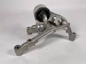 1134684-00-c Tesla 2016-2020 Model X Front Left Engine Drive Unit Motor Mount Support Bracket