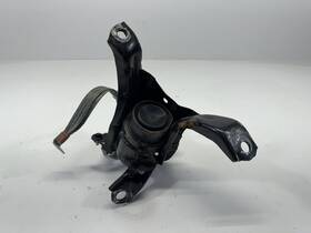 12305-37340 Toyota 2016-2018 Prius Front Right Engine Motor Mount Bracket Oem