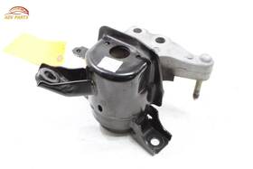 1230536090 Toyota Rav4 Hybrid 2.5l Engine Motor Right Mount Bracket Insulator Oem 2016-18