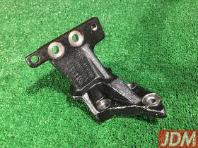 12315-16070 Toyota 4age Rh Engine Mounting Bracket / 4a-ge 20valve