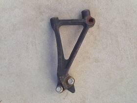 12316-74130 Toyota Camry Engine Mount Bracket 2.2 4 Cyl 1997 1998 1999 2000 2001