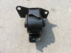 12372-22020 Toyota 2000-05 Celica Engine Motor And Trans. Left Driver Side Mount