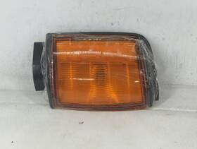 18-1250b Toyota 1987 Mark Ii Turn Signal Light Corner Lamp Xztlm