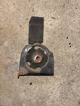 Ft562063 Toyota 2005-2010 Scion Tc 2.4l L4 Front Lower Side Engine Mount Oem