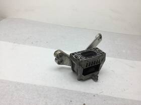 127f Volkswagen Passat B7 2.5l Right Pass Engine Bracket Mount Support 12 - 15 Y