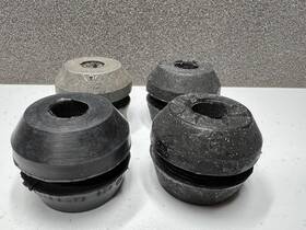 191199233 Volkswagen New Oem Vw Mk2 Golf Jetta Corrado Engine Carrier Mount Bushings Qty 4