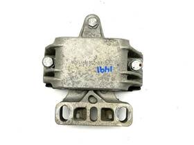 1j0-199-555-bq Volkswagen Automatic Transmission Mount 2.5l Fits 2003-2010 Beetle 81328
