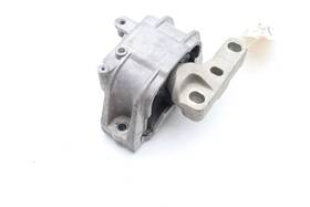 1k0199262am Volkswagen 12-19 Beetle 5c 2.0l Engine Mount E2165