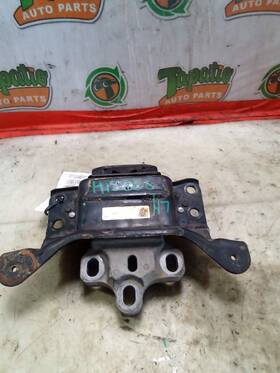 343.vw1g17 Volkswagen Golf Gti 2017 Engine Mounts 3717082