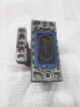 343.vw1l13 Volkswagen R/f Right Passenger Front Engine Mount Diesel Turbo 2.0l 2013 Vw Jetta Z-61p
