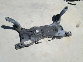 31317514 Volvo 04 - 07 08 09 10 11 S40 V50 Engine Subframe Crossmember Cradle